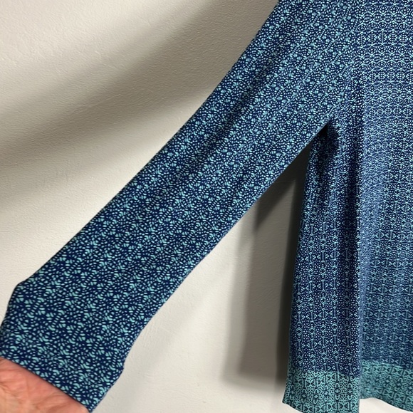 J. Jill Women's M Knit Tunic Blouse Blue Long Sleeve Contrast Border Print - Picture 8 of 12